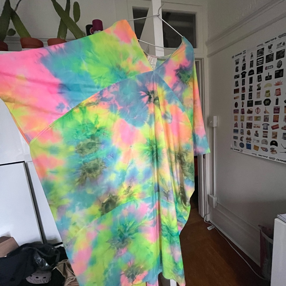 Tie dye Kaftan handmade in LA - Picture 5 of 7